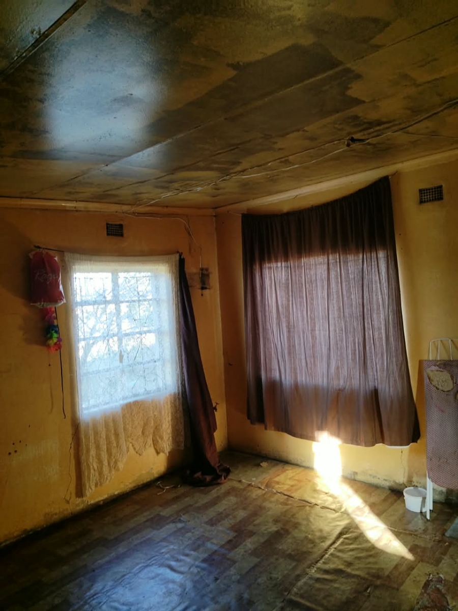 1 Bedroom Property for Sale in Phuthaditjhaba Rural Free State